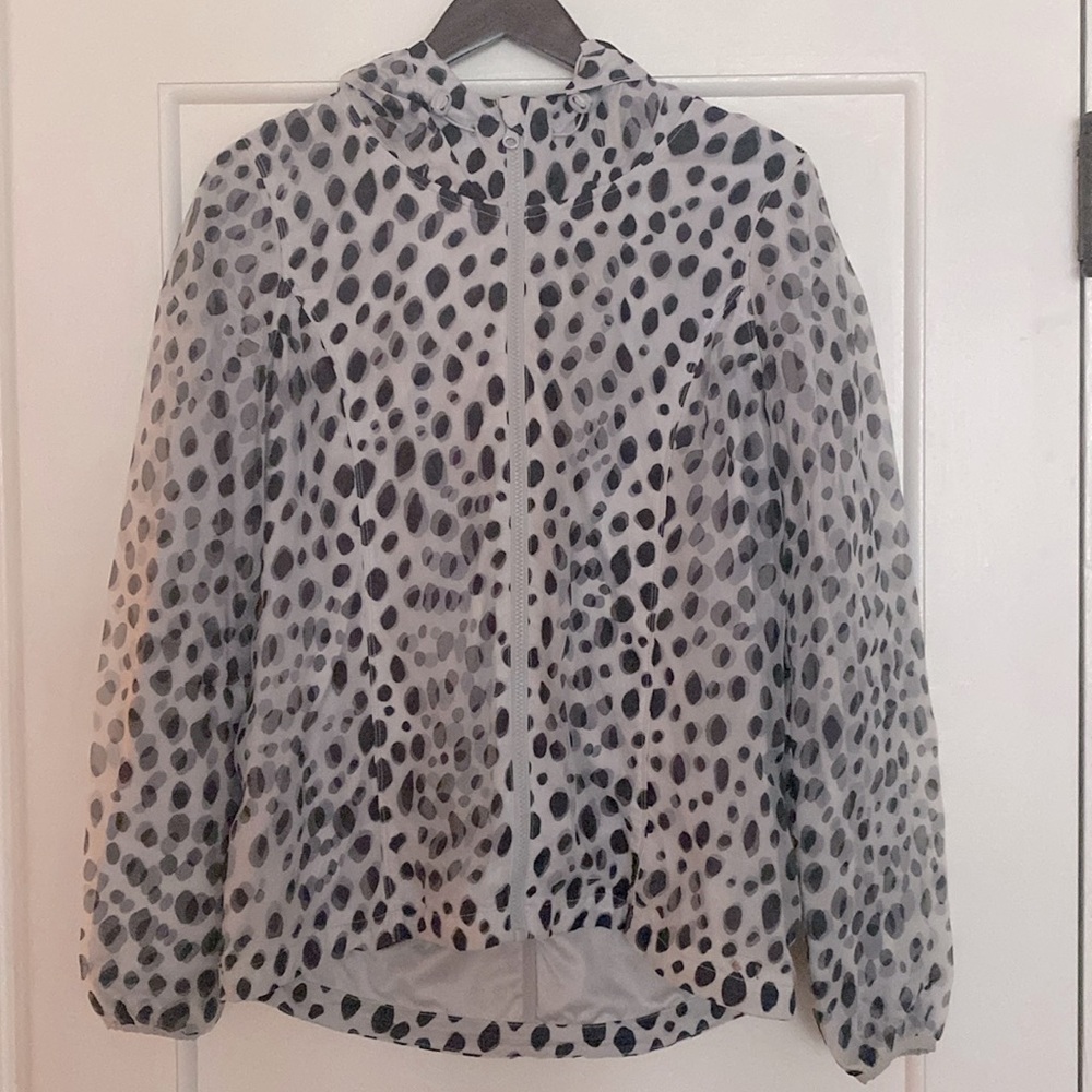 Lorna Jane lightweight hooded jacket